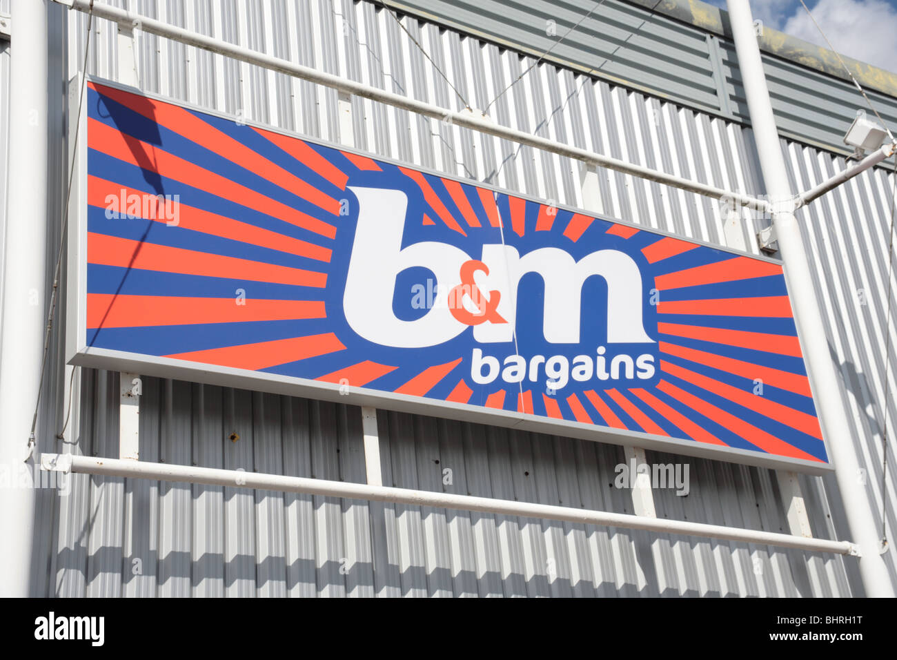 B and m bargains hires stock photography and images Alamy