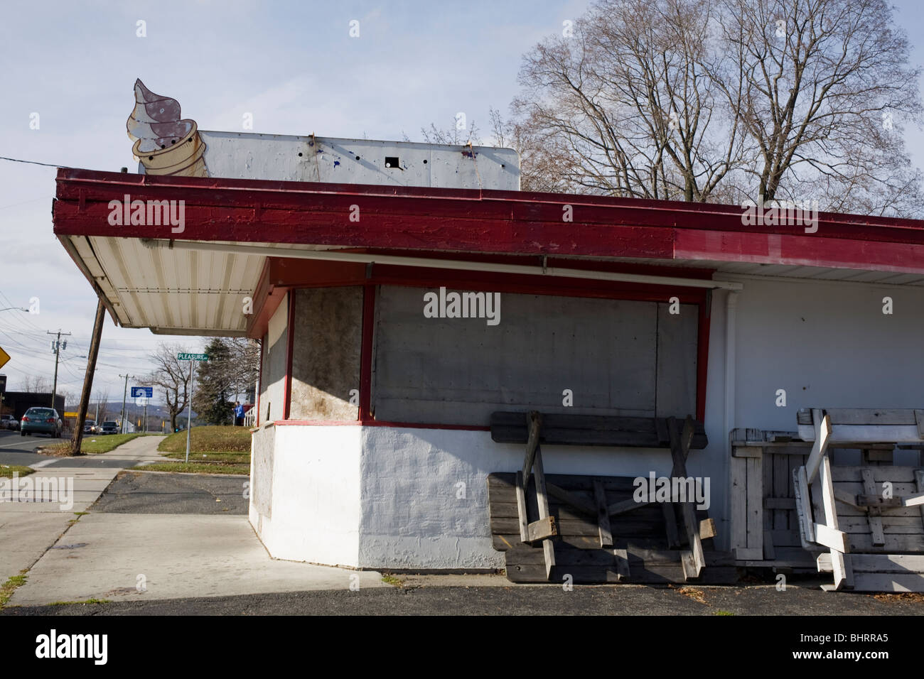 Ice cream stand closed for the winter in Pittsfield, MA USA Stock Photo