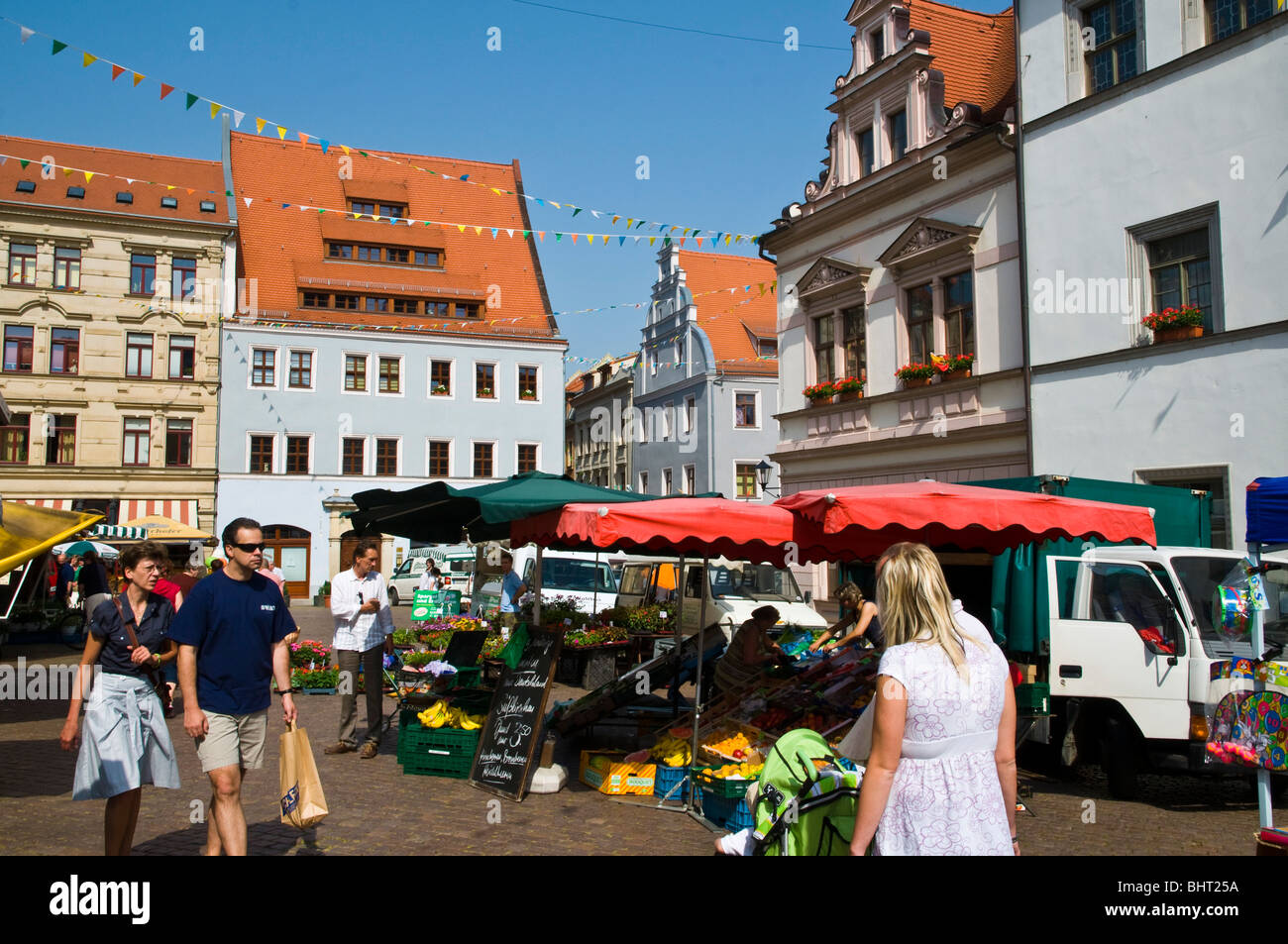 Pirna, Markt am Marktplatz, Sachsen, Deutschland | Pirna, market on market square, Saxony, Germany Stock Photo