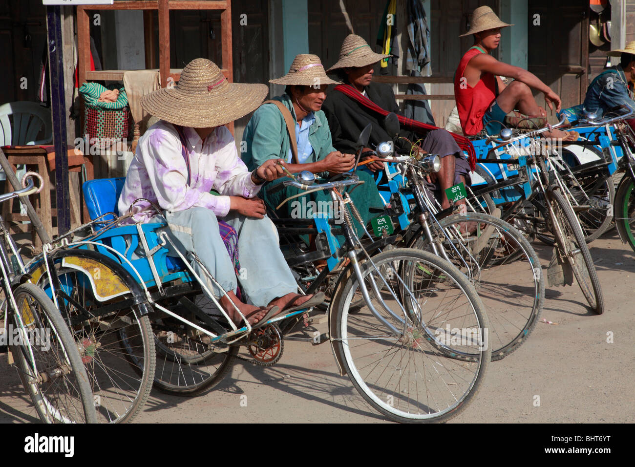 Myanmar, Burma, Nyaungshwe, market, trishaws, Shan State, Stock Photo