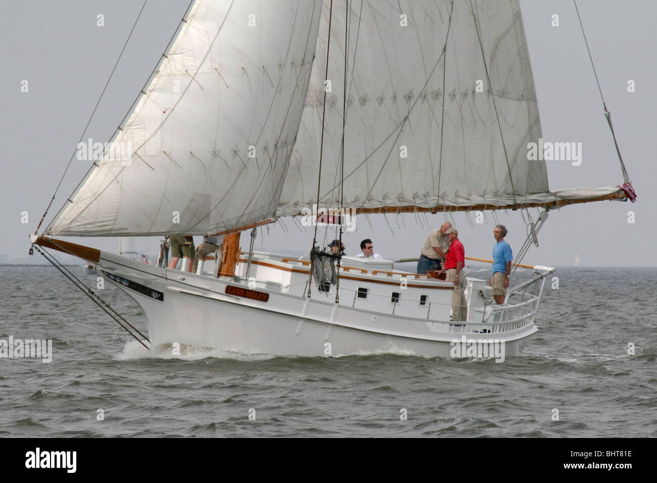 Oyster sloop hi-res stock photography and images - Alamy