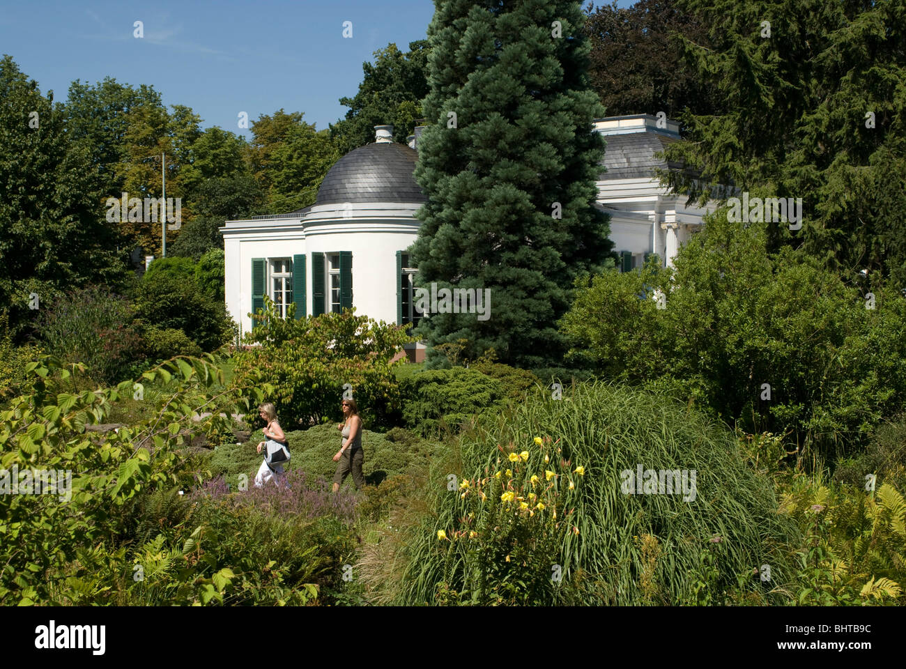 Palmengarten, botanical garden in Frankfurt, Villa Leonhardi, Germany