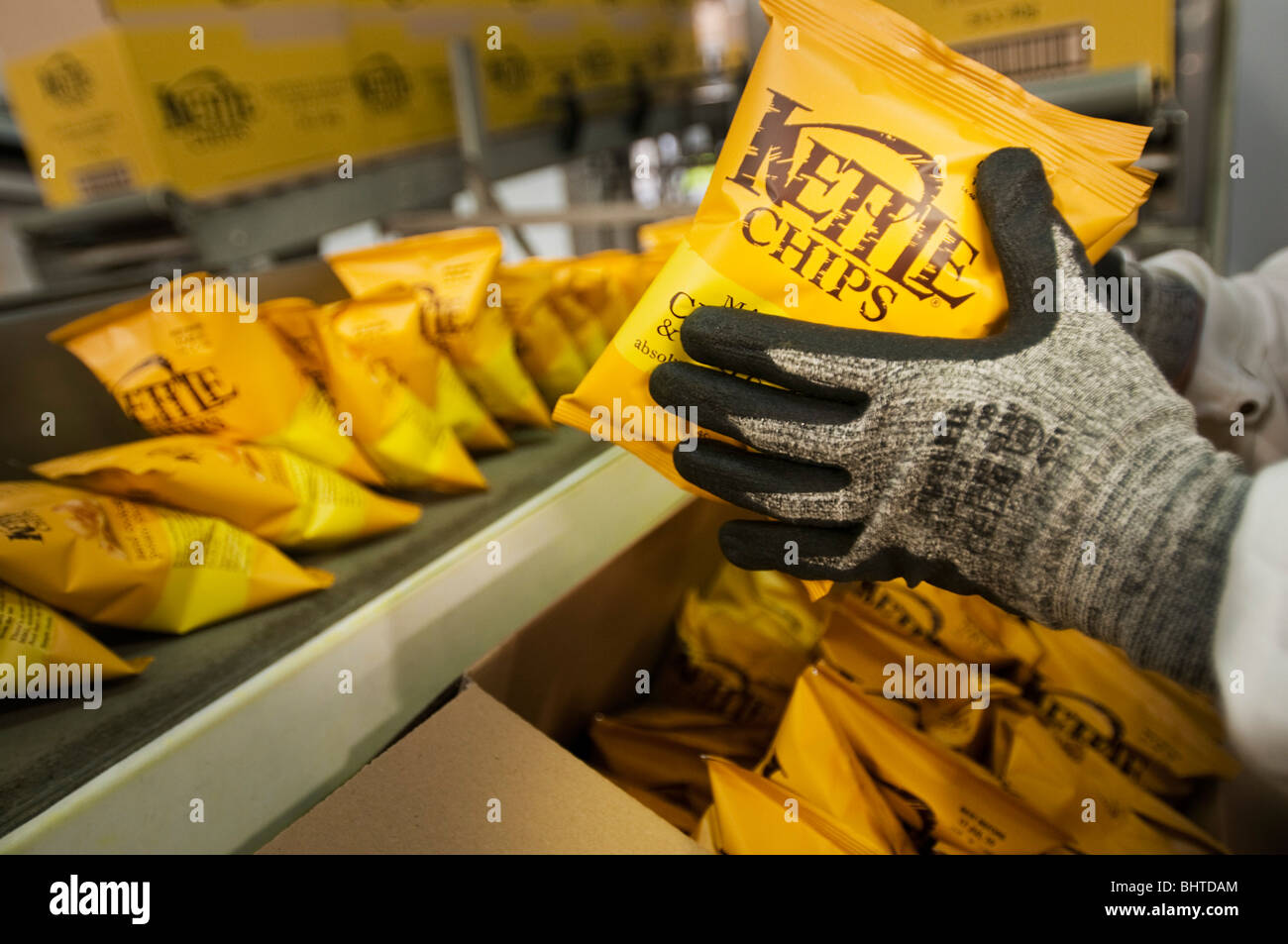 Kettle Chips Production Line Stock Photo Alamy