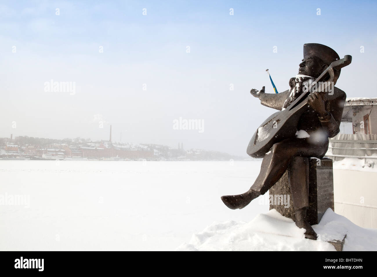 Statue Of Evert Taube, Riddarholmen, Stockholm (Sweden Stock Photo - Alamy