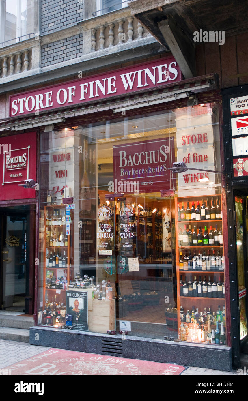 Fine wine shop in Budapest, Hungary Stock Photo