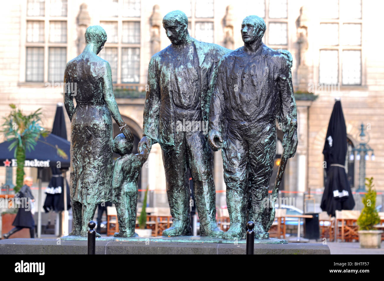 Rotterdam “world war 2” war memorial statues, Holland Netherlands Stock Photo