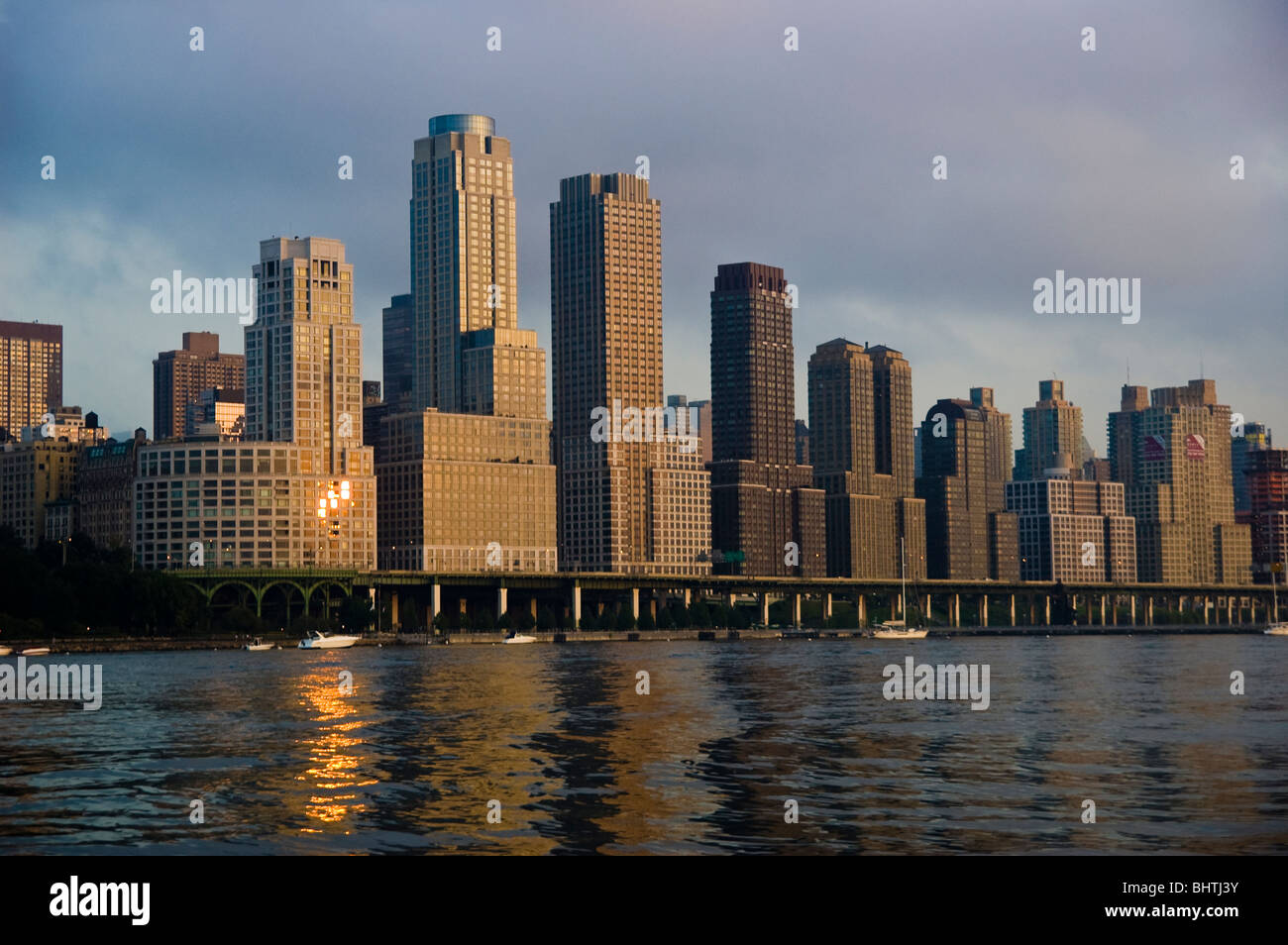 Looking back at the Upper West Side from the Hudson River, Manhattan, NY. Stock Photo