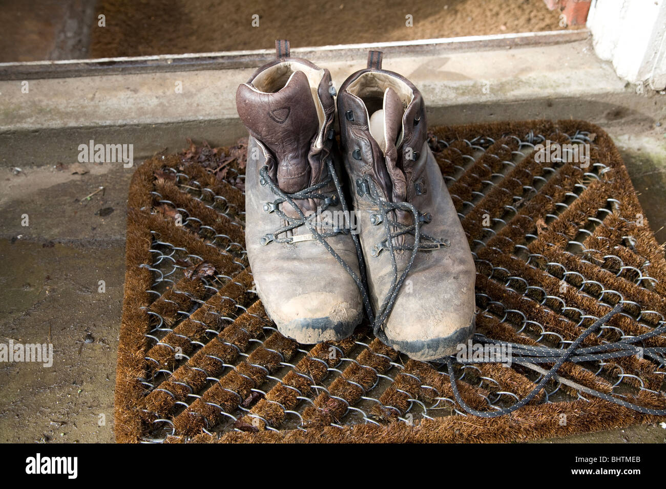 Old walking boots hi-res stock photography and images - Alamy