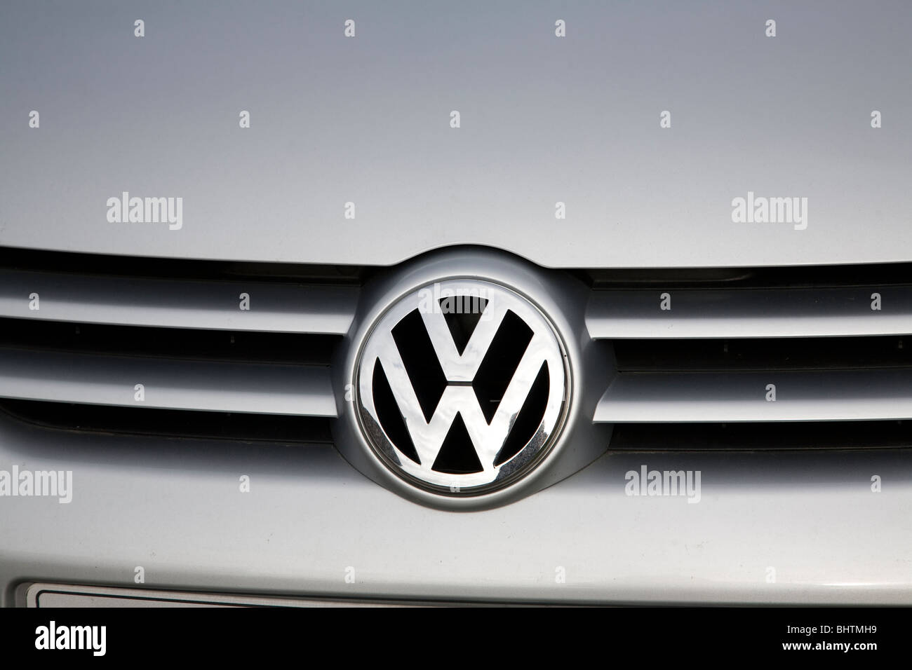 VW Volkswagen car logo symbol Stock Photo