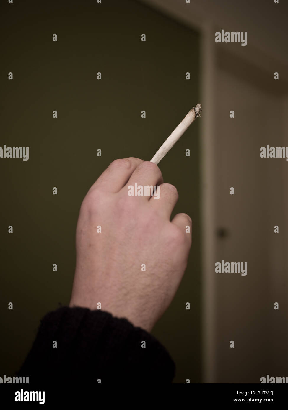 Cannabis joint hires stock photography and images Alamy