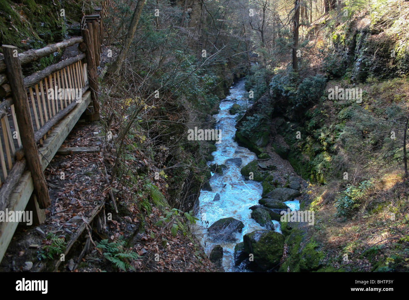 Delaware water gap bridge hires stock photography and images Alamy