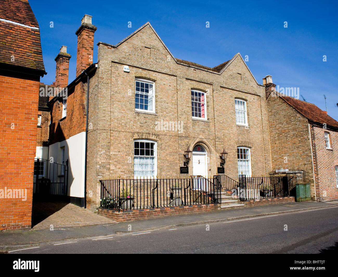 Traditional doublefronted house in English village Stock Photo Alamy