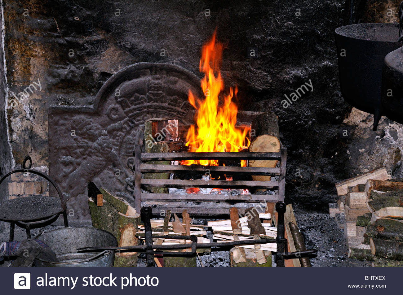 Fire Grate Stock Photos Fire Grate Stock Images Alamy
