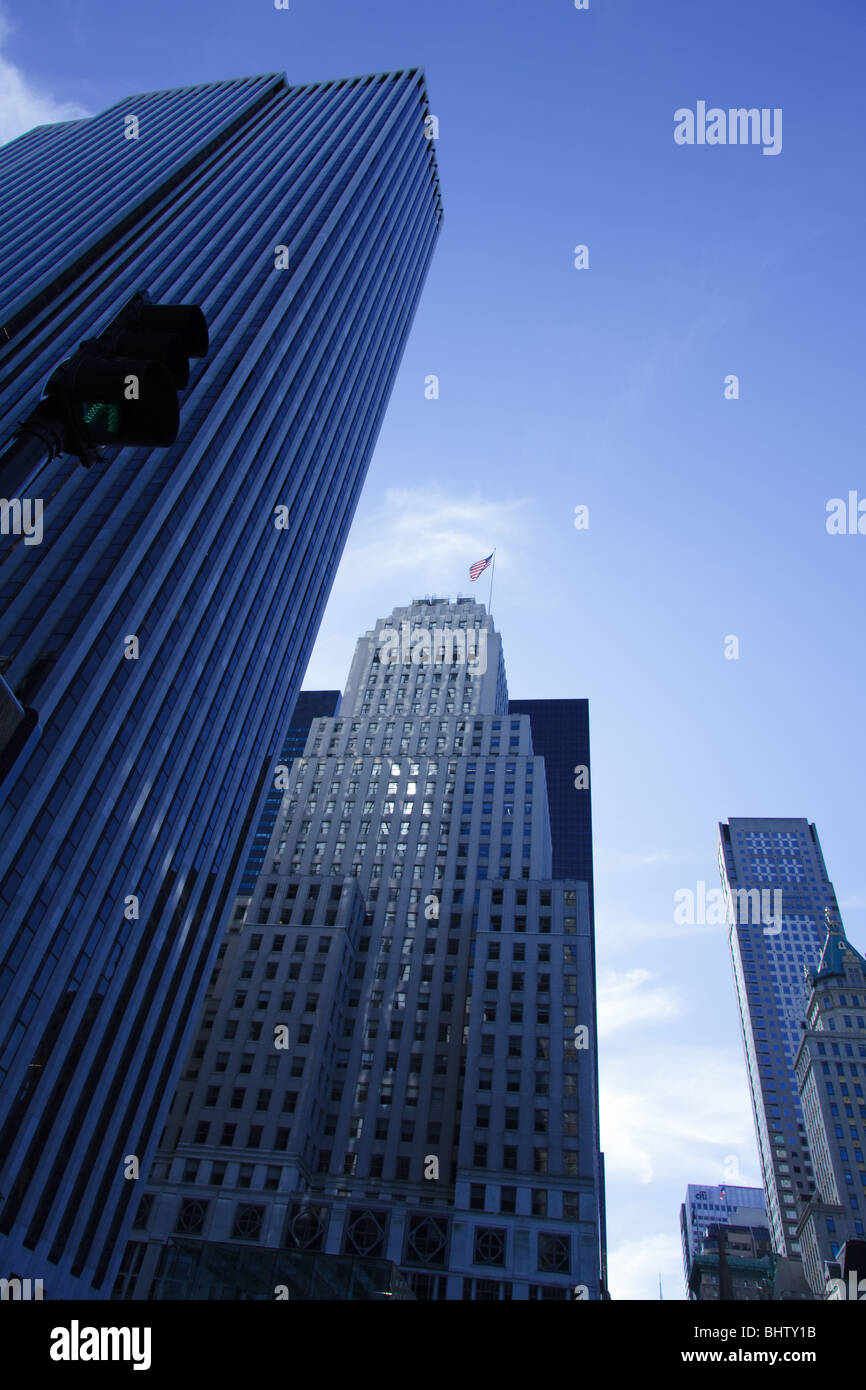 Skyscrapers blue sky new hi-res stock photography and images - Alamy