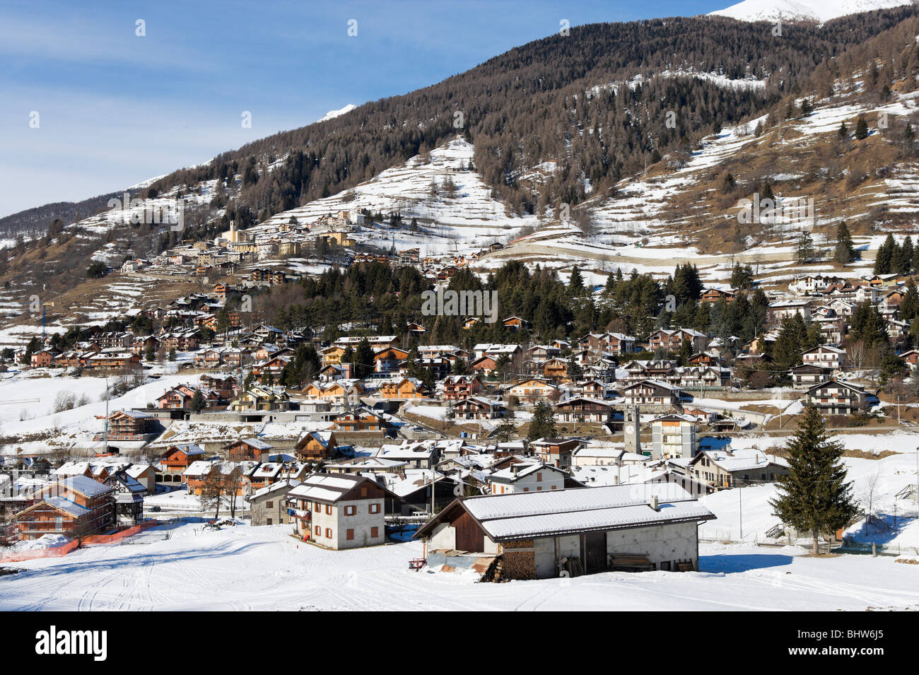 Ponte di legno ski resort hi-res stock photography and images - Alamy