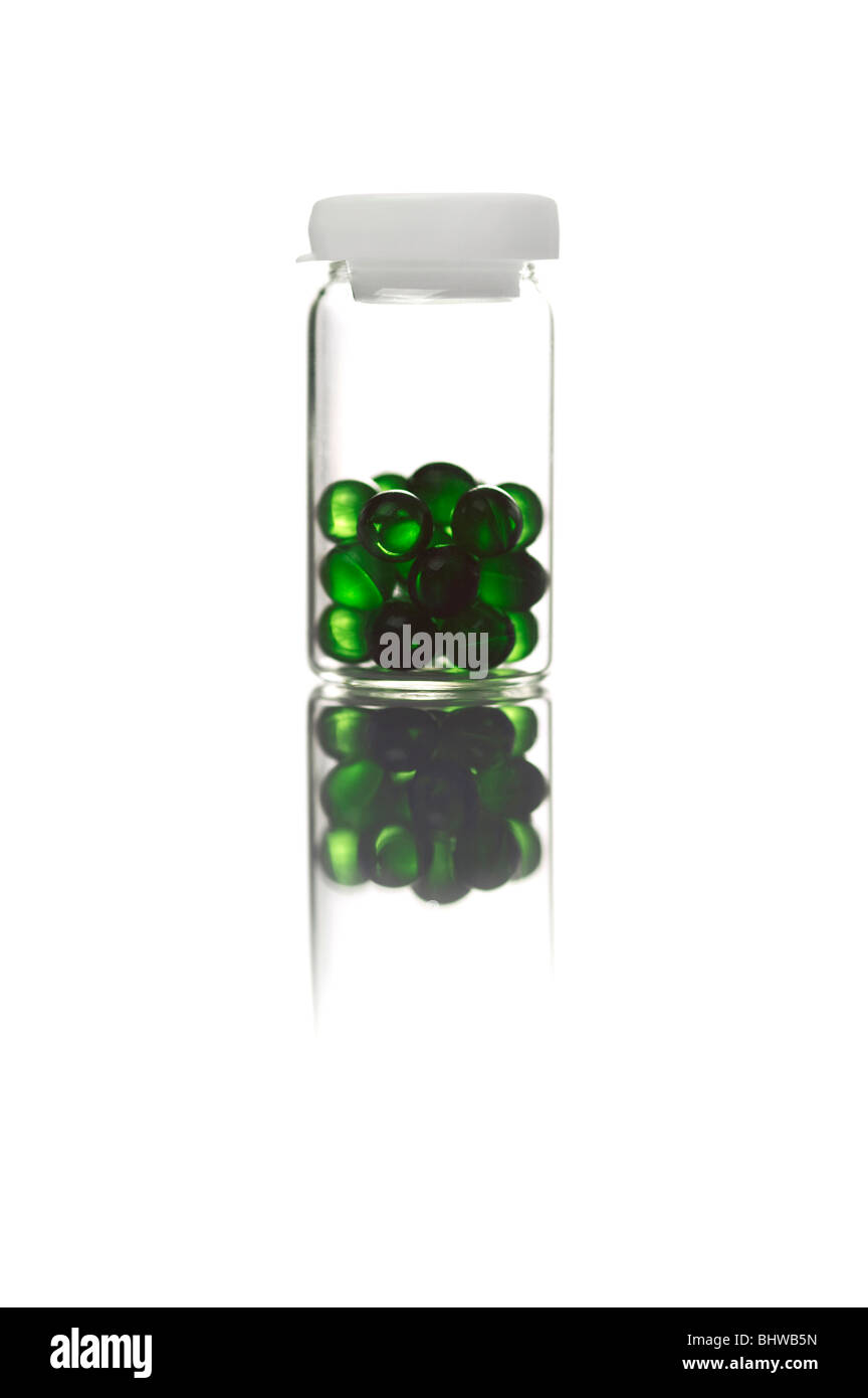 Green Gel Capsule Stock Photos & Green Gel Capsule Stock Images Alamy