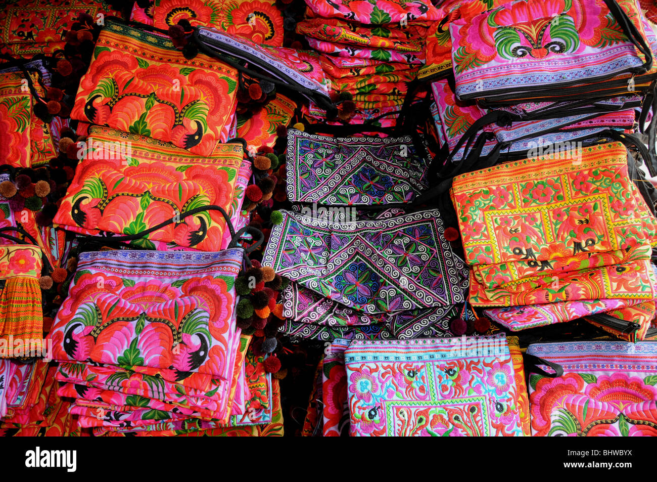 Thai souvenirs hires stock photography and images Alamy