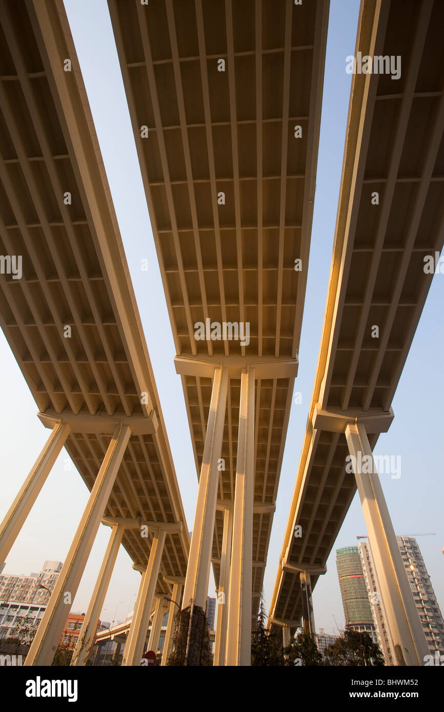 Highway viaduct close up hi-res stock photography and images - Alamy