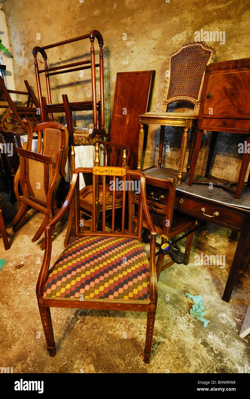 Old mahogany wood furniture hires stock photography and images Alamy