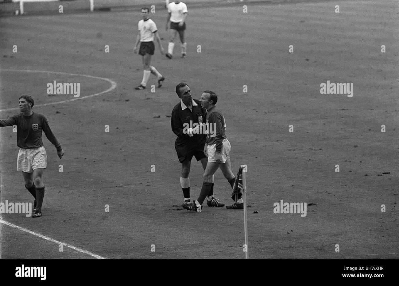Nobby stiles hires stock photography and images Alamy