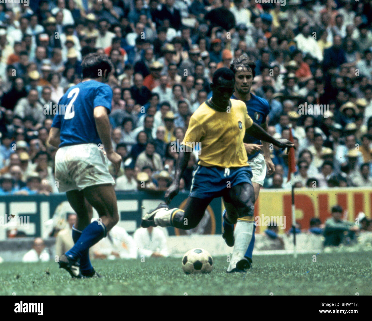 World Cup Final match At the Azteca Stadium in Mexico City Brazil 4 v Italy 1 Brazilian star Pele in action June 1970 Stock Photo