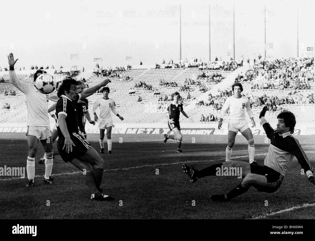 Football World Cup 1978 Iran 1 Scotland 1 in Cordoba, Lou Macari