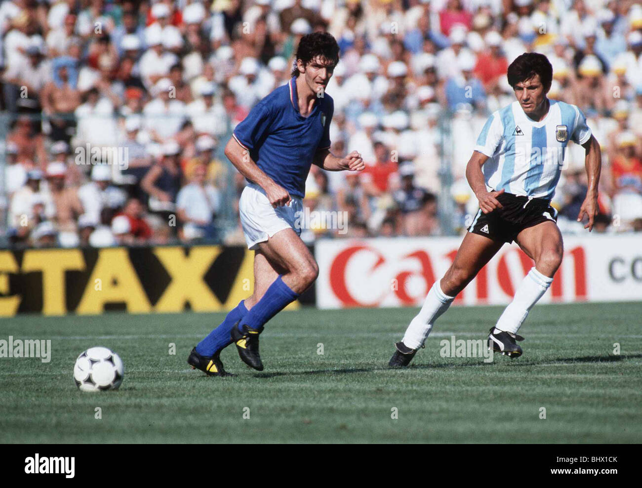Italy v Argentina 1982 World Cup Paolo Rossi (blue) runs to a pass into space Stock Photo