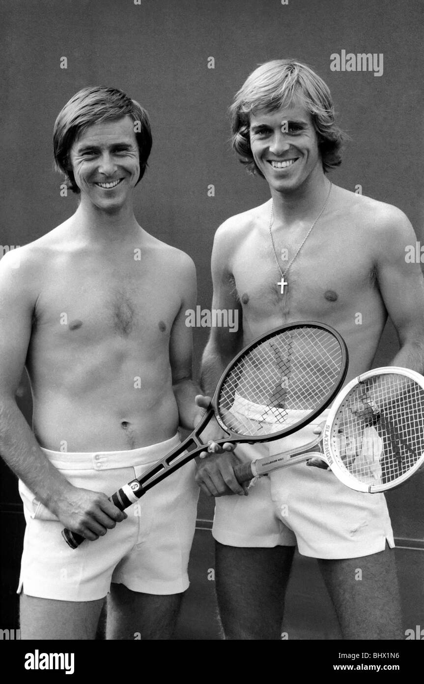 Tennis Stars: John and David Lloyd. August 1976 Stock Photo - Alamy
