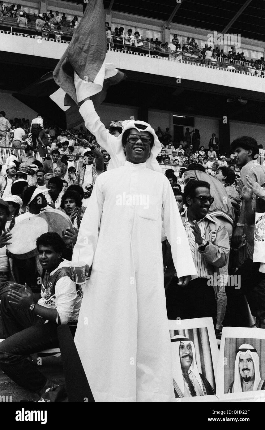 1982 world cup kuwait Black and White Stock Photos & Images Alamy