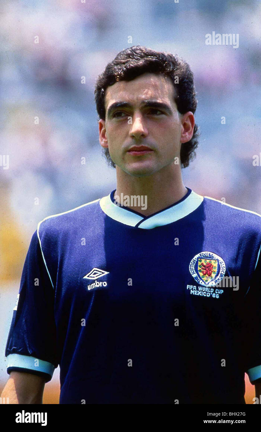 World Cup 1986 Scotland 0 Uruguay 0 Group E Paul McStay Scotland football player in his only 1986 world cup appearance. Stock Photo