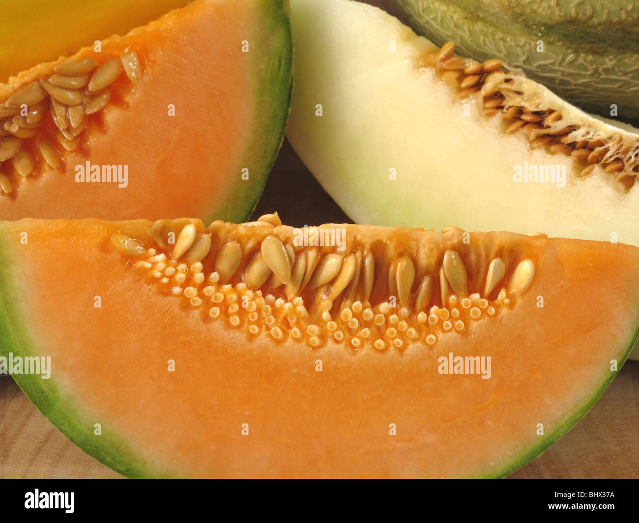 Cut Cantaloupe and Honeydew Melons Stock Photo Alamy