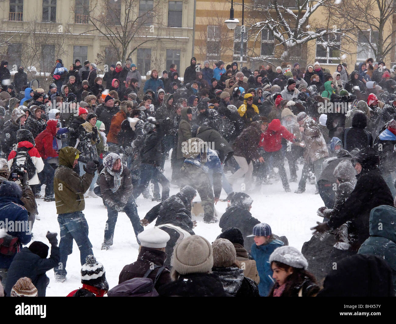massive snowball fight in Goerlitzer Parc in Kreuzberg Berlin  Stock Photo