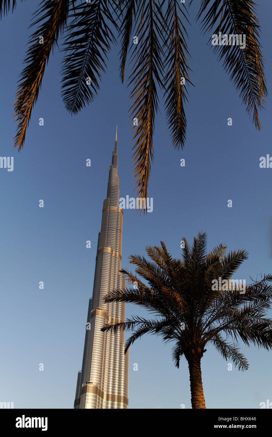 Burj Khalifa, highest Skycraper in the World, 828 meter, 2625 feet, Burj Dubai, Dubai United Arab Emirates  Stock Photo