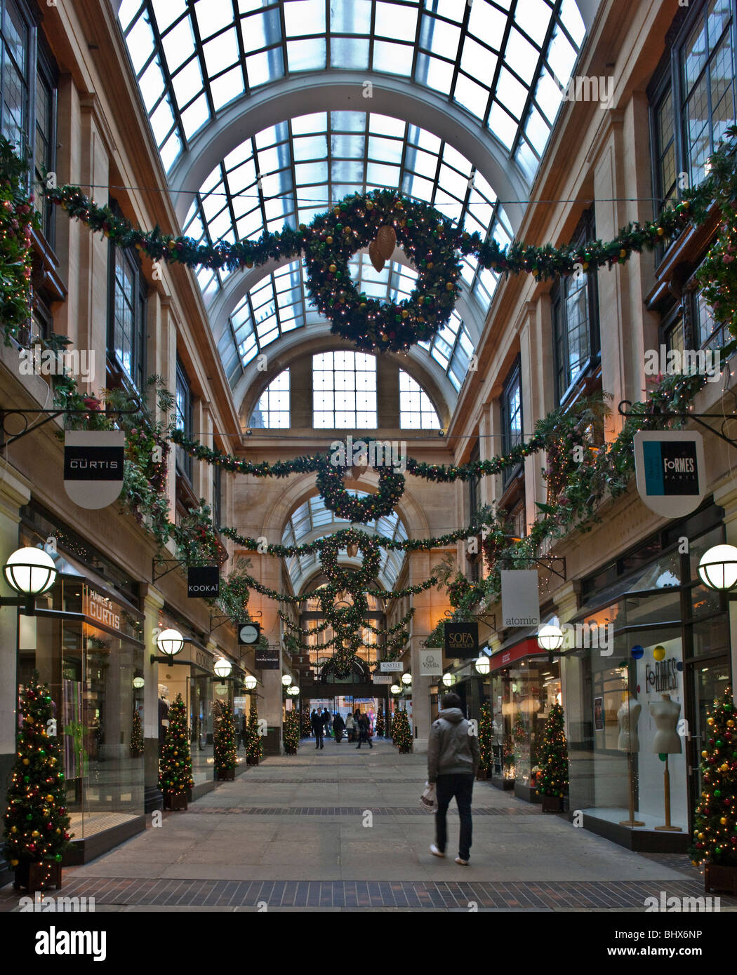 Nottingham christmas decorations hires stock photography and images
