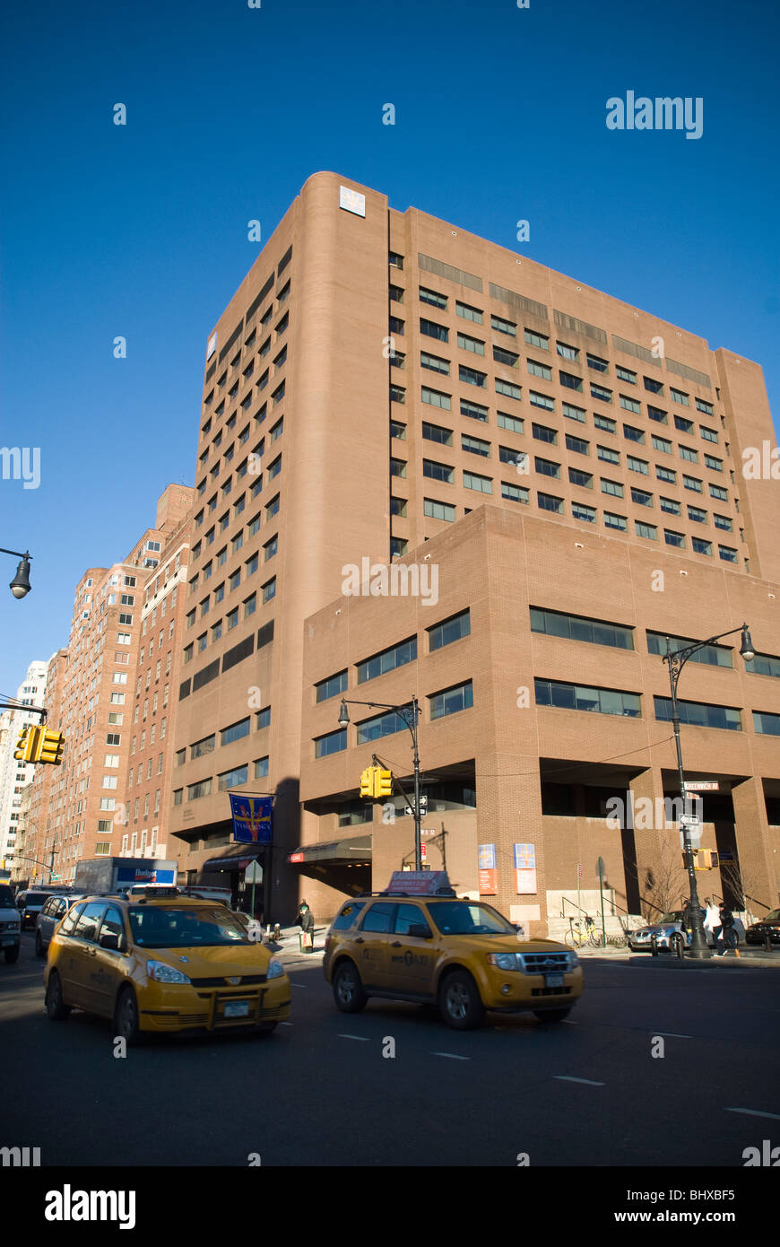 St. Vincent's Catholic Medical Center in Greenwich Village in New York Stock Photo Alamy