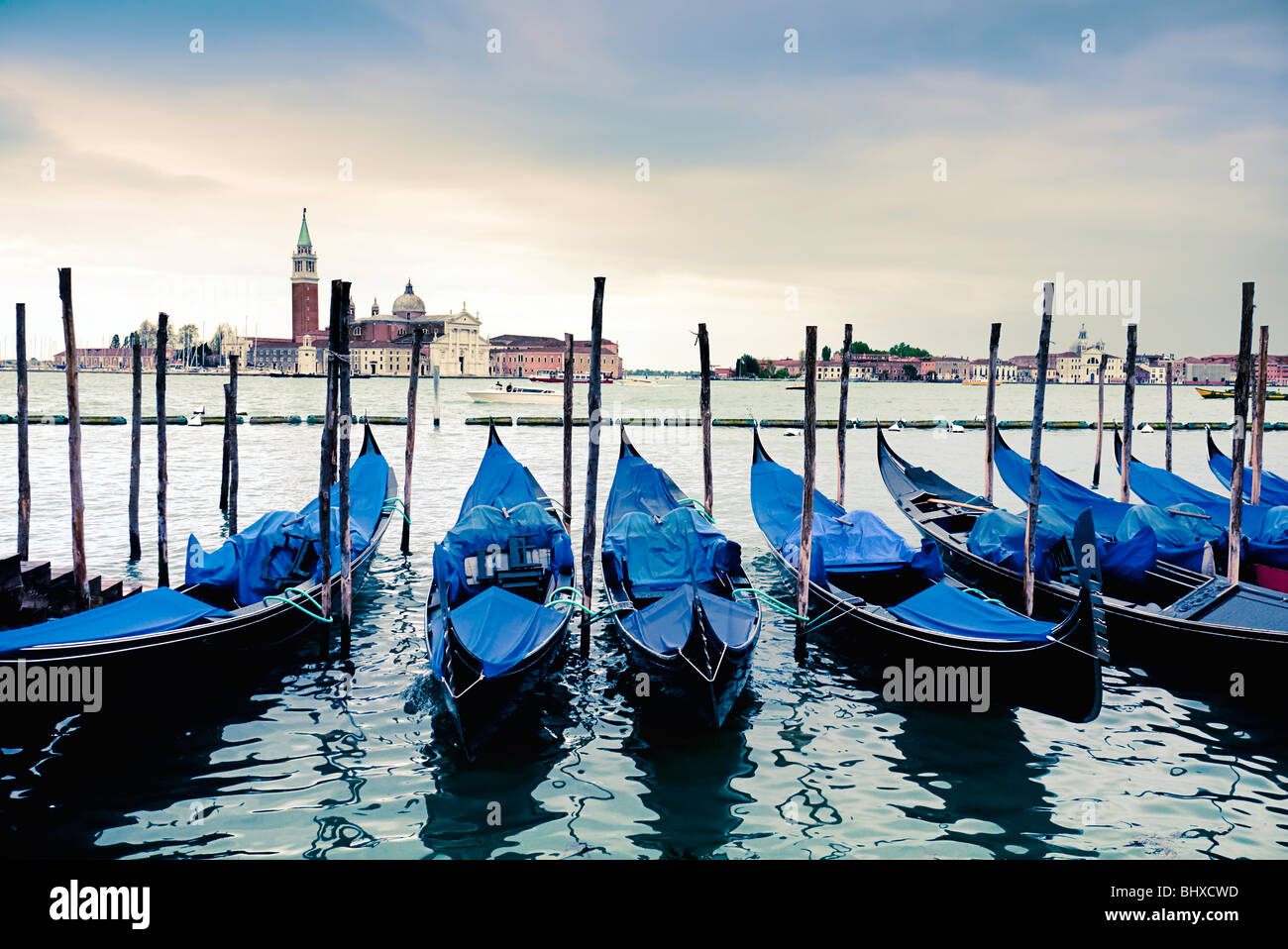 Lagoon gondolas italy venice hi-res stock photography and images - Alamy
