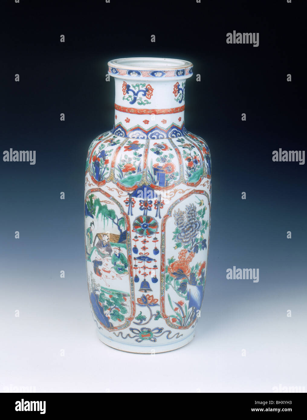 Chinese Imari rouleau vase, mid Kangxi period, Qing dynasty, China, 1683-1700. Artist: Unknown Stock Photo
