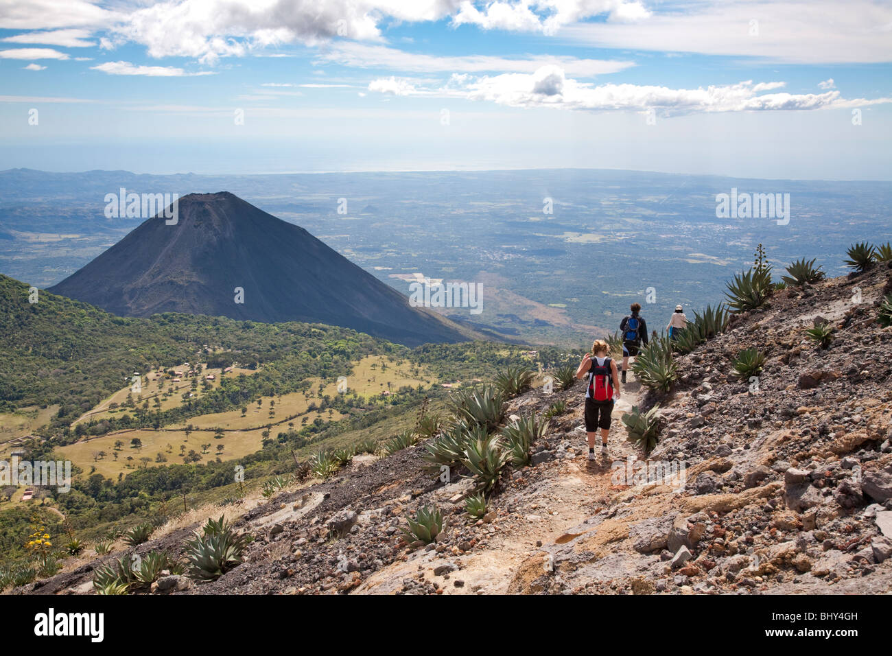 Tourists trekking the Santa Ana Volcano, Cerro Verde, El Salvador Stock Photo
