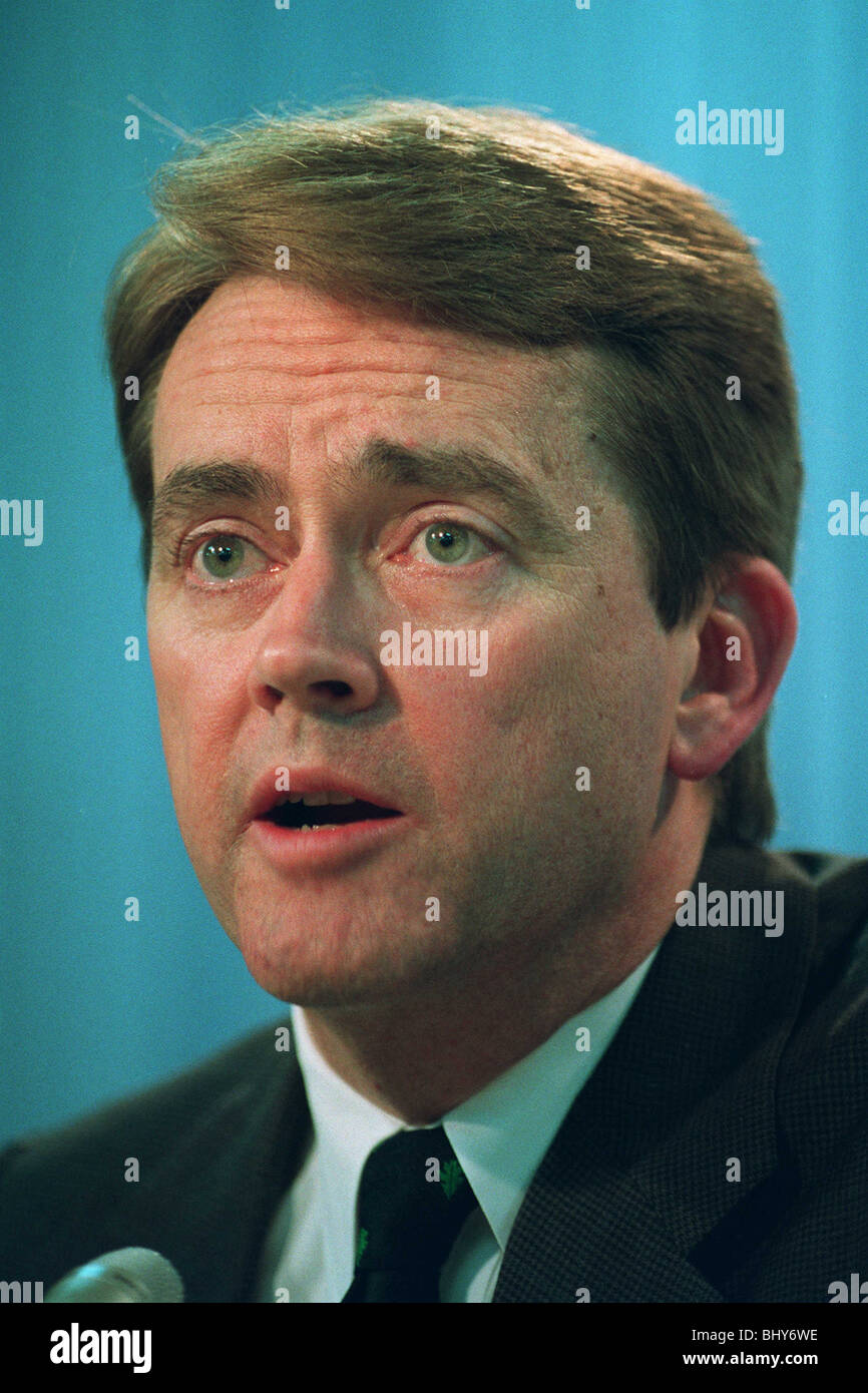 WILLIAM REILLY ENVIRONMENTAL PROTECTION USA 20 June 1992 Stock Photo ...