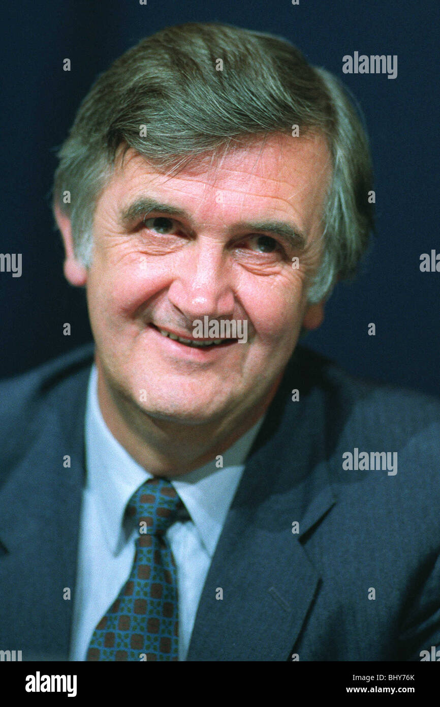 TRISTAN GARELJONES FOREIGN OFFICE MINISTER 17 June 1992 Stock Photo