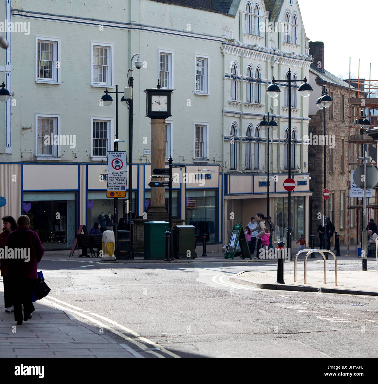 Yeovil city centre millennium clock Stock Photo Alamy