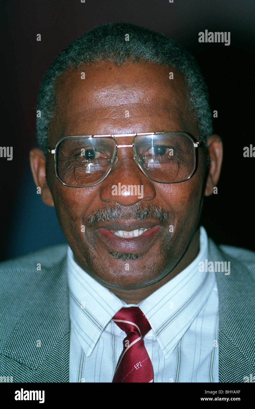 MAJ-GEN ELIAS P RAMAEMA MILATARY CHAIRMAN LESOTHO 09 December 1991 Stock Photo