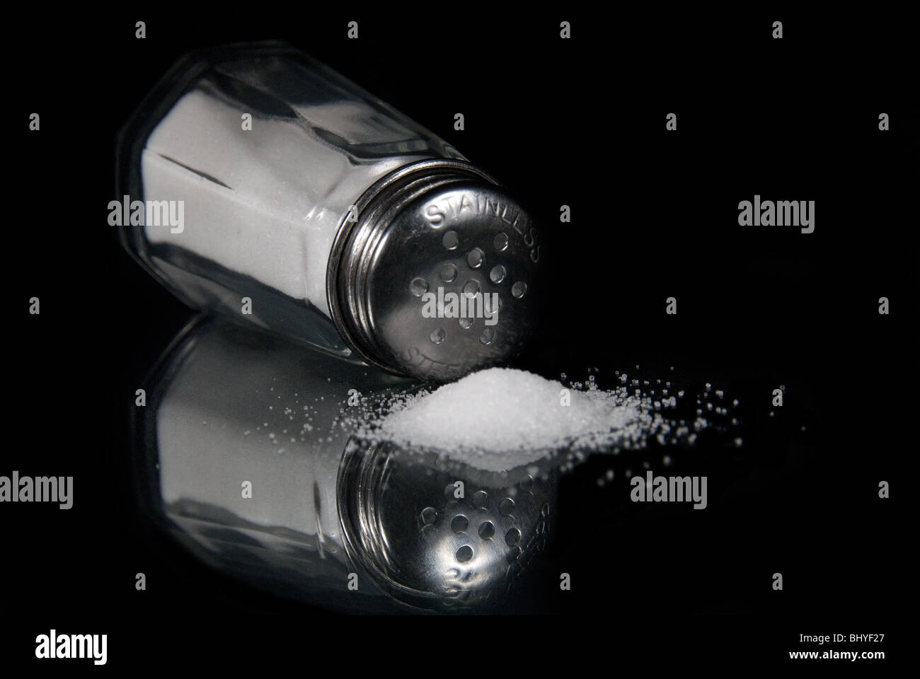 Sodium chloride hires stock photography and images Alamy