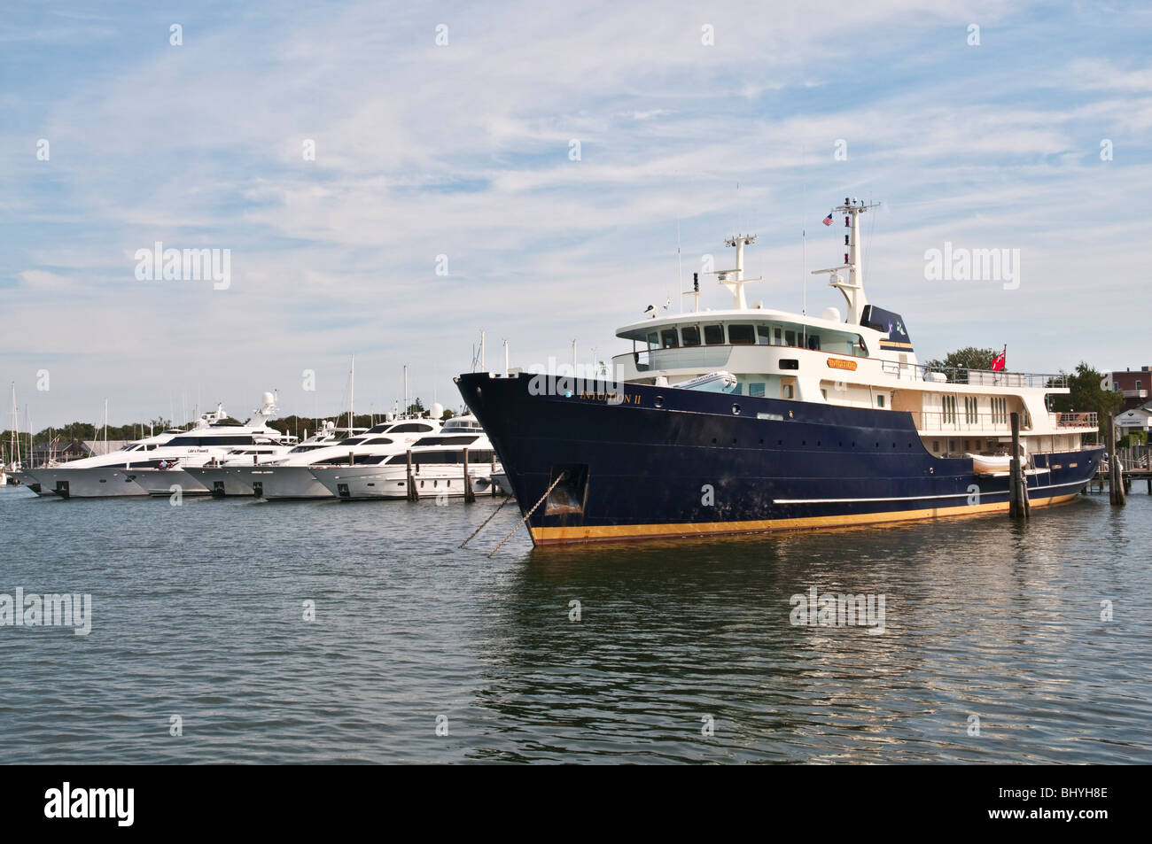 New York Long Island Sag Harbor mega motor yacht in marina Stock Photo