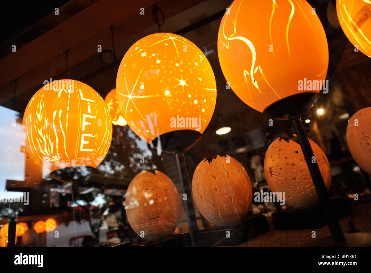 Cape town waterfront shopping souvenir hires stock photography and