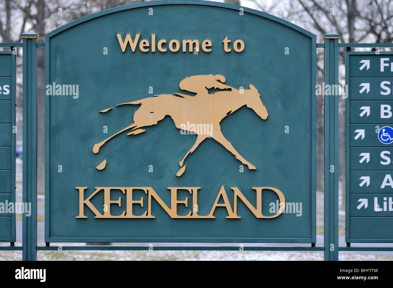 Entrance sign for the Keeneland thoroughbred racecourse in Lexington