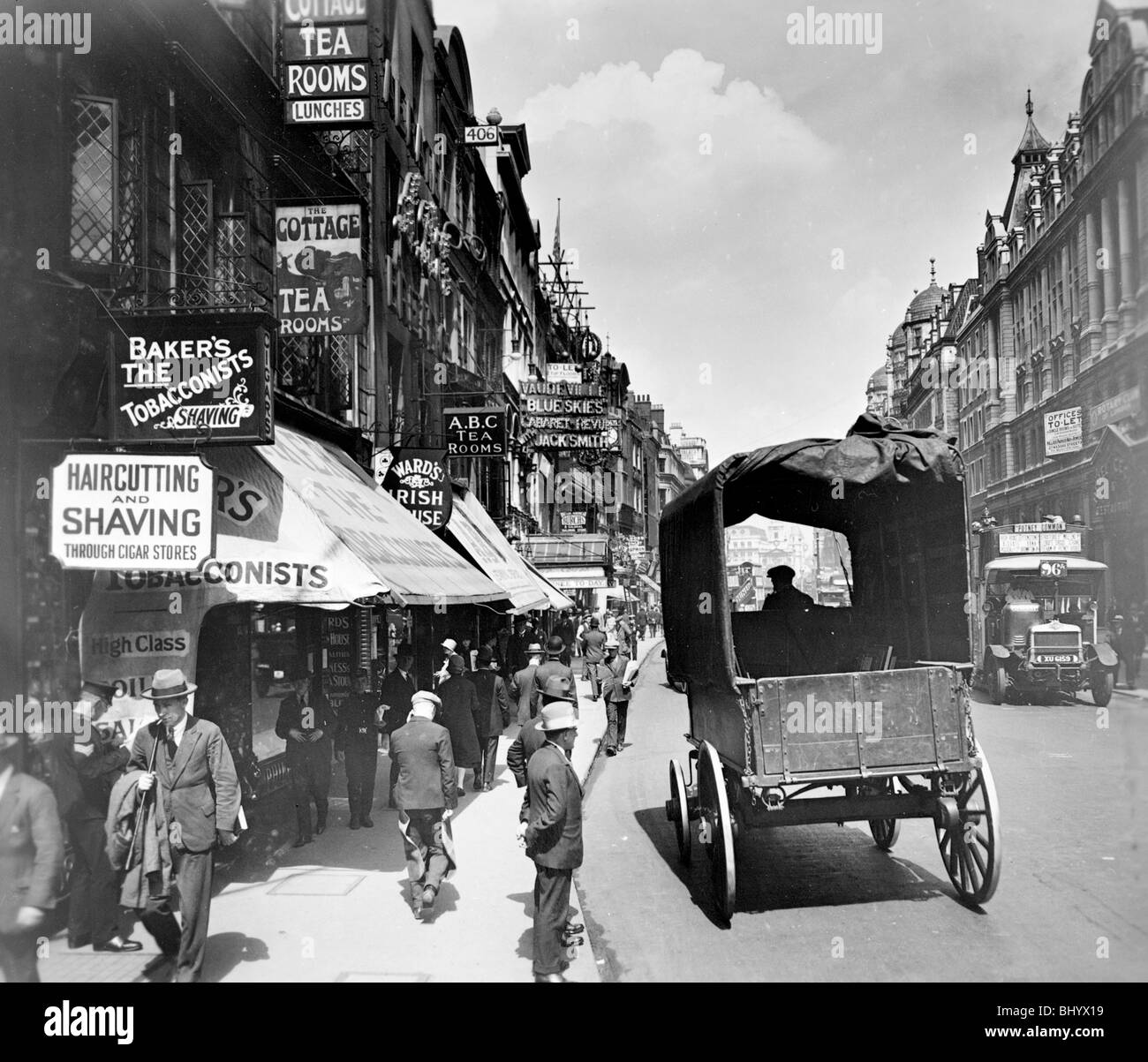 The Strand looking east, Westminster, London, (c1910s?).  Artist: George Davison Reid Stock Photo