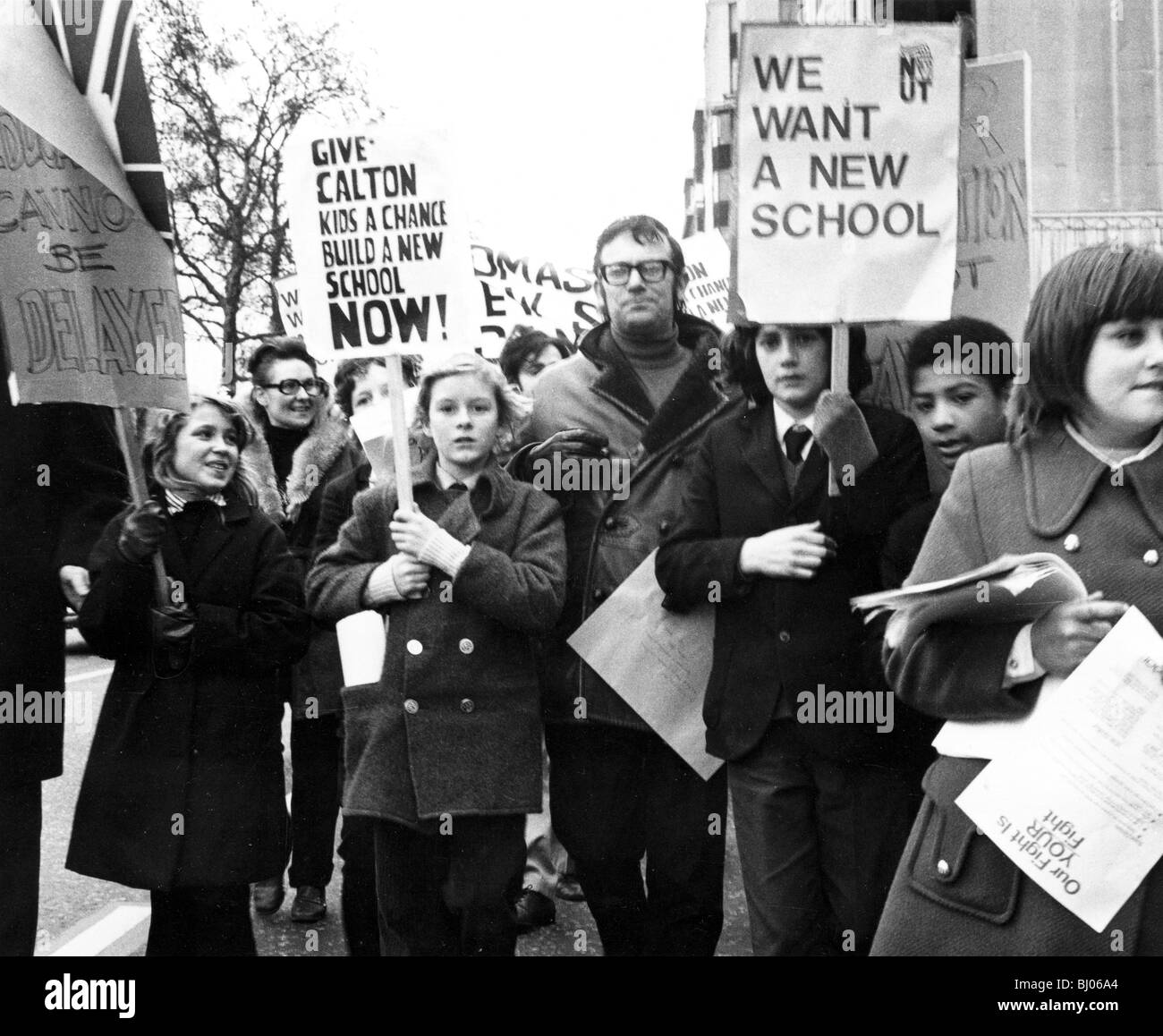 Schoolgirl 1960s hi-res stock photography and images - Alamy