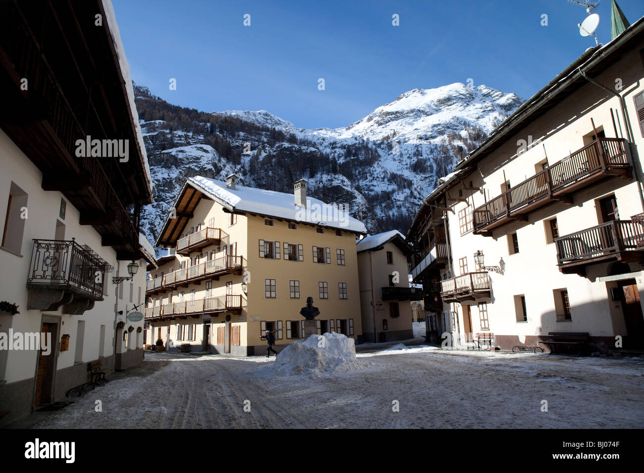 Gressoney antique  Walser village, Monte Rosa, Valle d'Aosta, ITaly Stock Photo