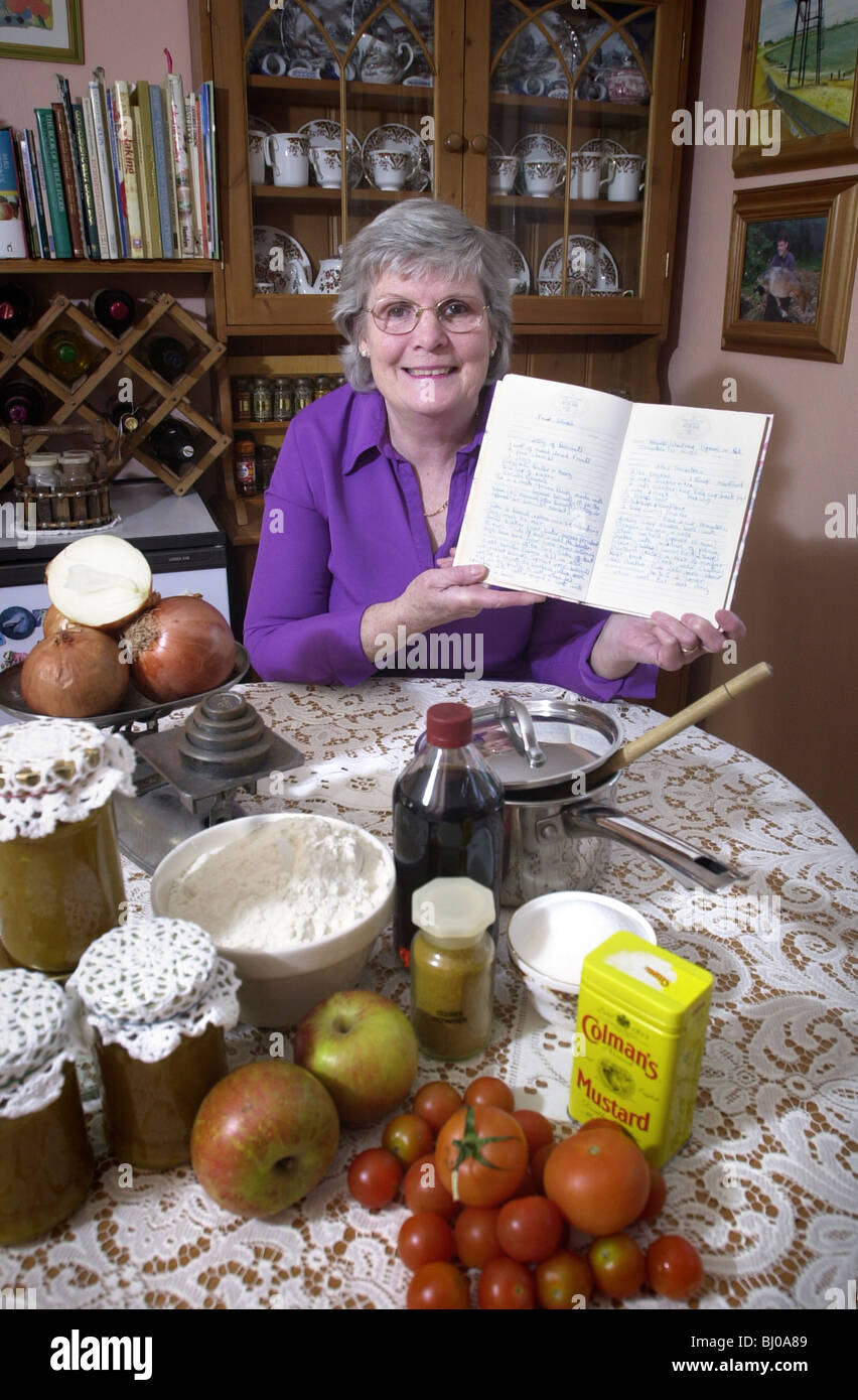 Old lady with her recipe for home made chutney UK 26/1/2005 Stock Photo